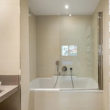 Familial Au Coeur De Meribel, Proche Pistes Avec Balcon Et Parking - Fr-1-565-100 Les Allues